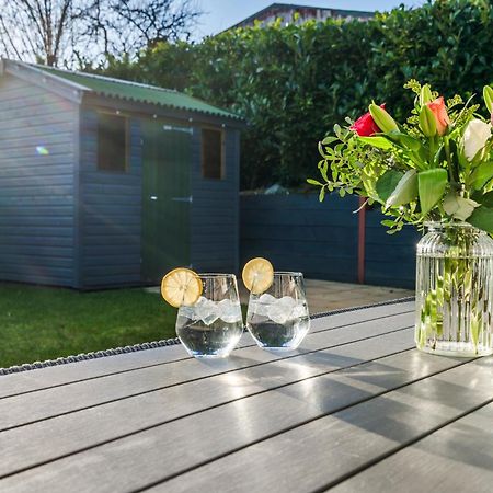 הוילה Hednesford Pet Friendly With A Hot Tub מראה חיצוני תמונה